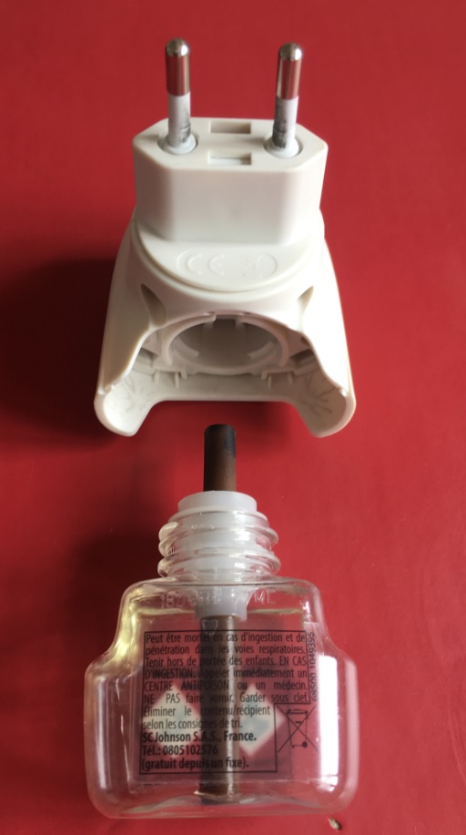 prise diffuseur liquide anti-moustique inodore